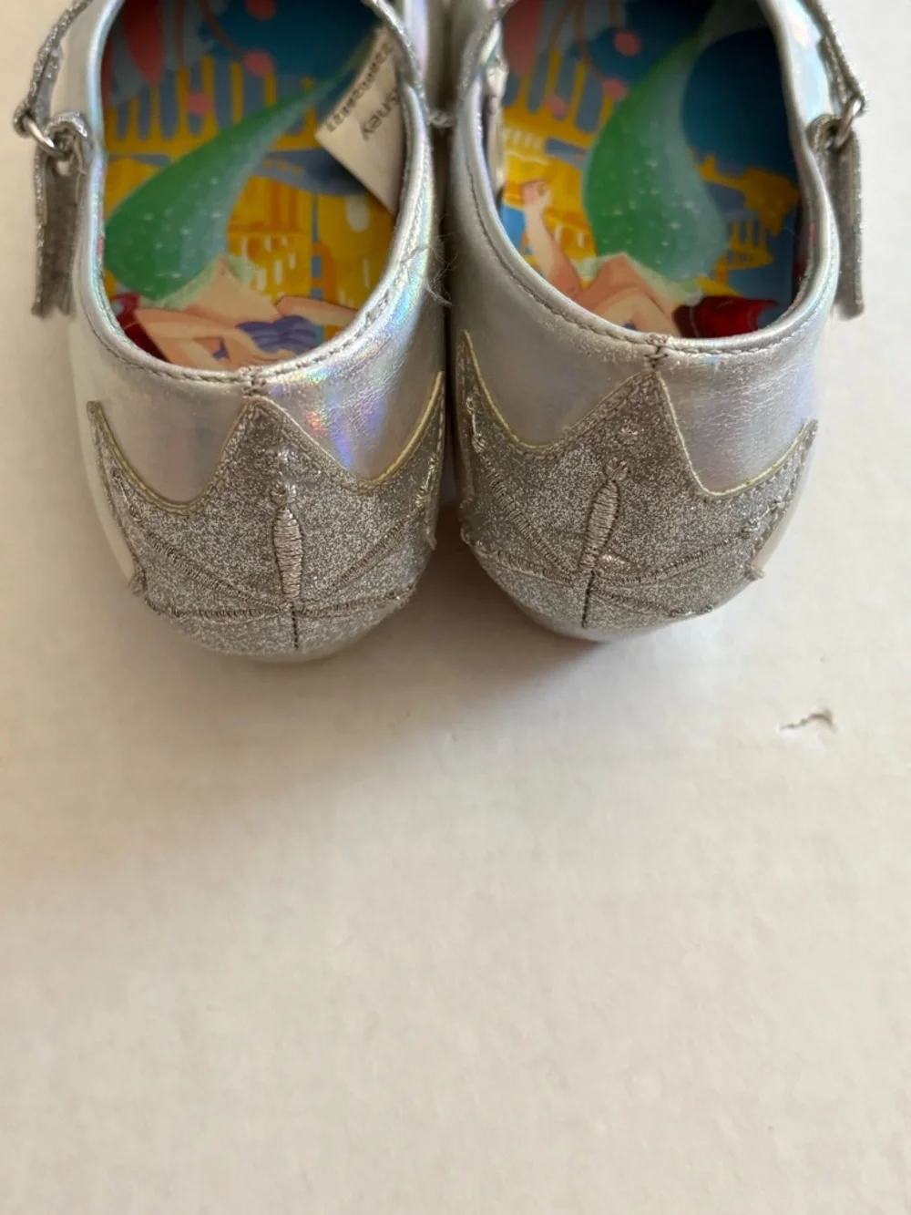 Disney Girls Silver Mermaid Bow shoes size 12